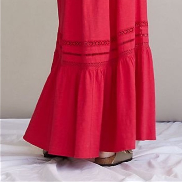 ANTHROPOLOGIE Lace Maxi Dress Tiered Flounce Hem Pullover Fuchsia M NWT - Picture 5 of 8